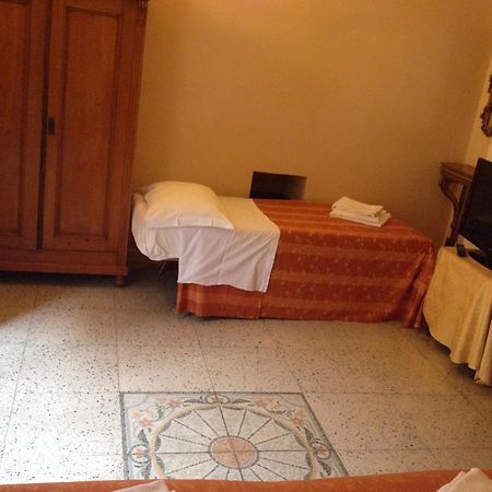 Maison De Marta Rome Room photo