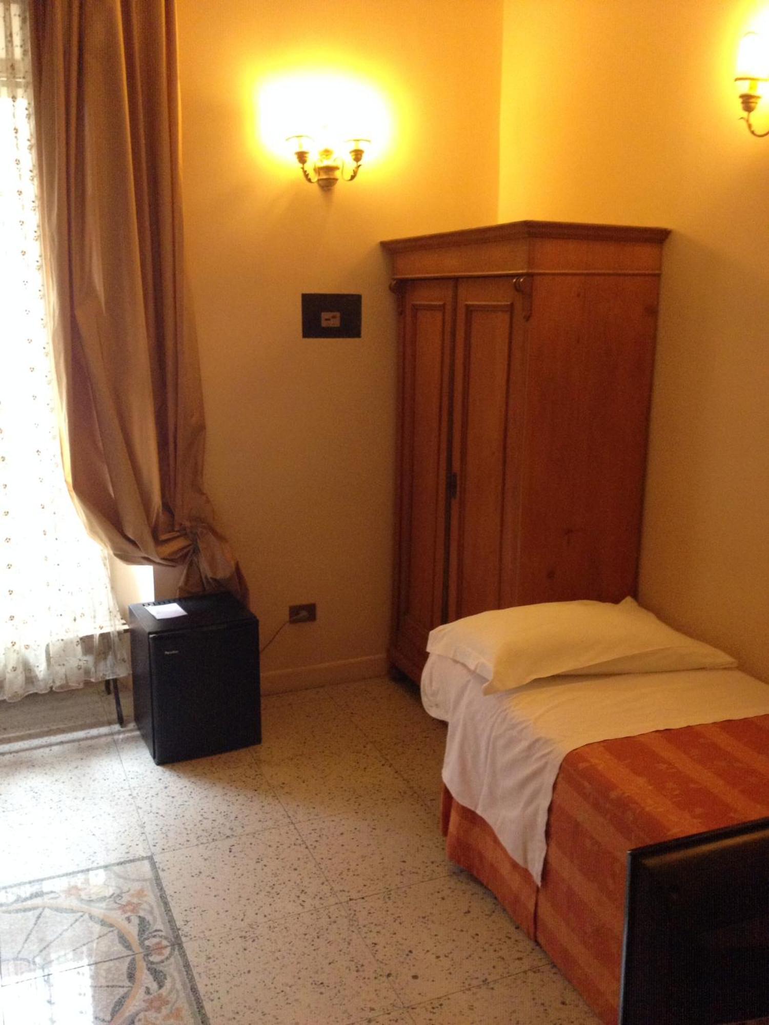 Maison De Marta Rome Room photo